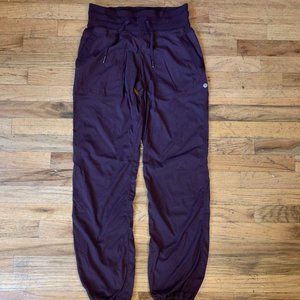 Lululemon Dance Studio Pant III Unlined sz4 reg